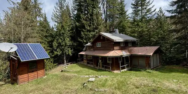 1264 McCloud Creek Rd