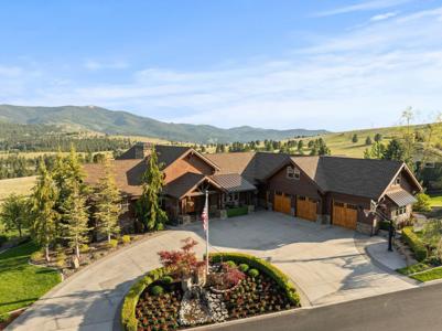325 S Legend Tree Dr