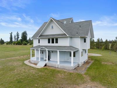 609 E Wild Rose Rd