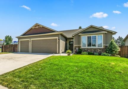524 E Parker Dr