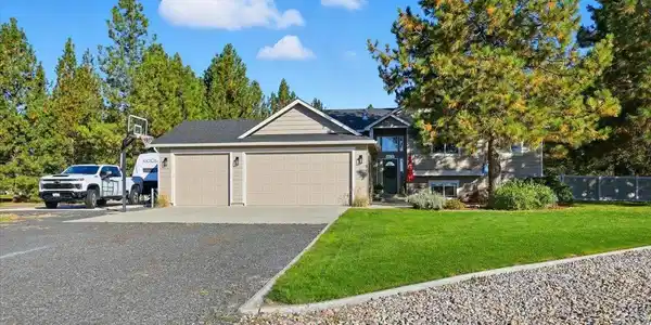 6282 Kristen Ct