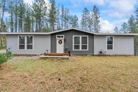 1477 D College Ln