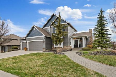 5321 E Rosedale Ln