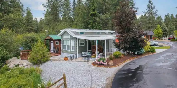 111 Pathfinder Ln