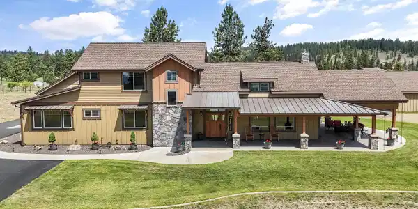 21617 E Harvard Vistas Ln
