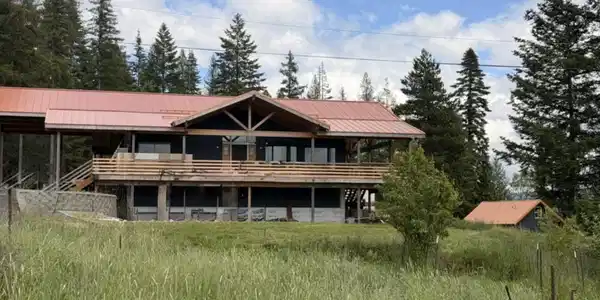 62 Country Ln