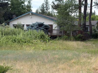 716 S Rimrock Dr