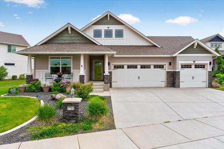 1725 S Clover Dr