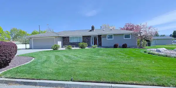1120 N Best Rd