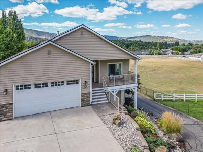 12420 E Emory Ln