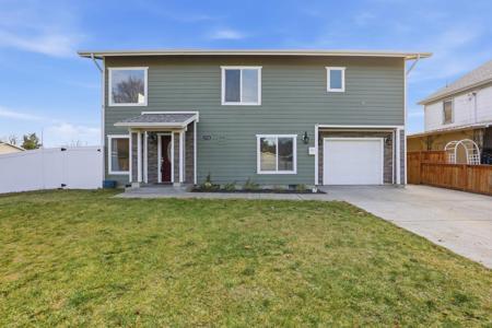 2725 N Miami Ct