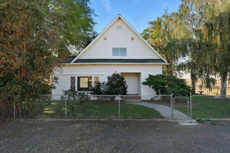 35100 E State Route 2 Rte