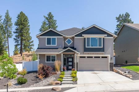 2833 S Sonora Dr