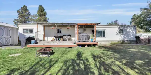 40414 N Newport Hwy