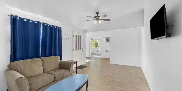 Image 4 Image 4