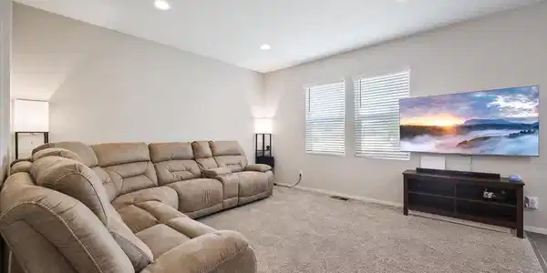 Image 4 Image 4