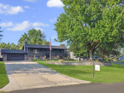 513 E Silver Pines Ct