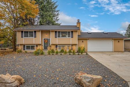 3219 E 19TH Ave