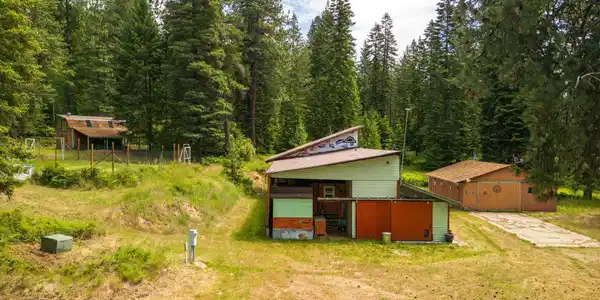 330 Juanita Ln