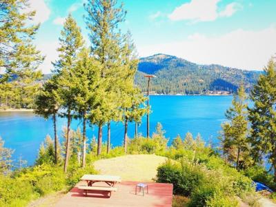 3904 E Pine Bay Rd
