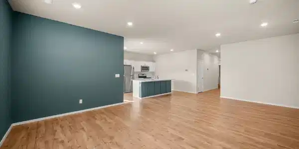 Image 4 Image 4