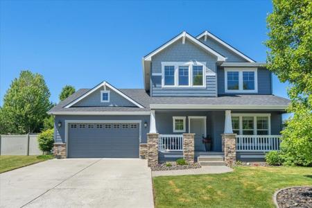 1659 N Winchester Ct