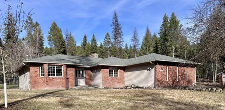 738 Applegate Rd