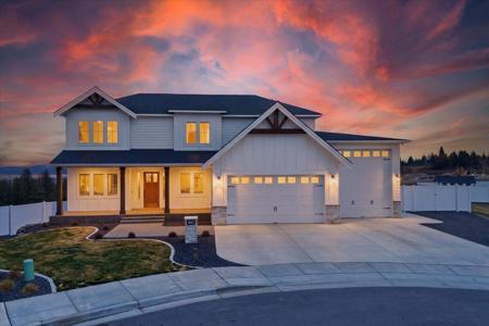 1323 S Aspen Ct