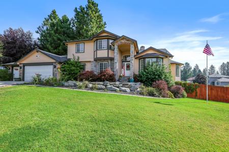 5808 N HERMOSA Cir