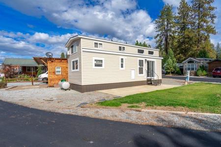16 Songbird Ln
