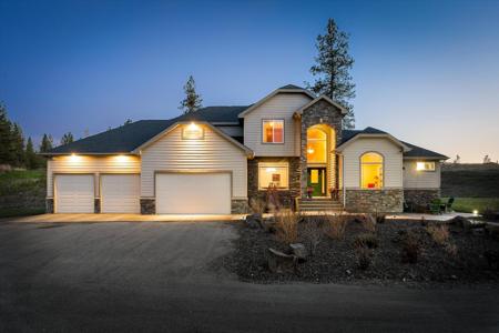 7017 W Trails Rd
