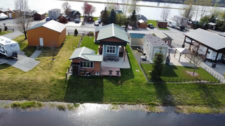 210 Guinevere Dr