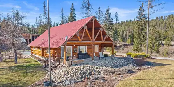 1114 N Stohr Rd