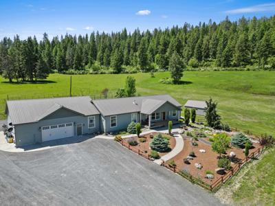 2858 S Highway 395 Hwy