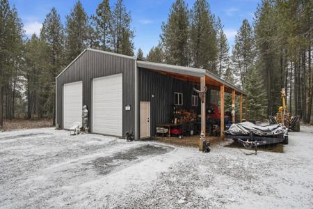 10621 N Whispering Pines Ln