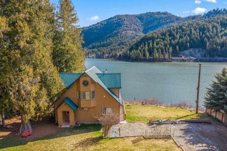 2876 Deep Lake South Shore Rd