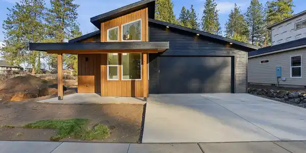 3735 E Nyberg Ln