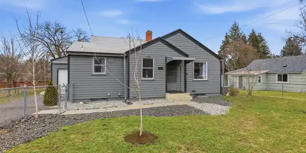 410 W Holland Ave