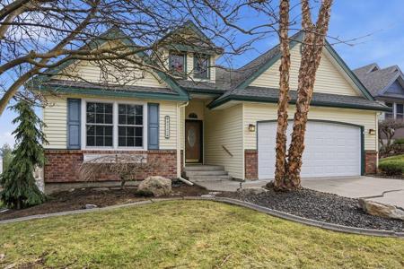 8722 E Boardwalk Ln