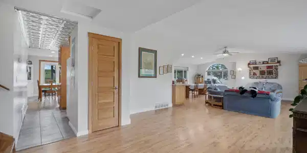 Image 4 Image 4