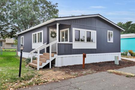 4112 E Center Rd
