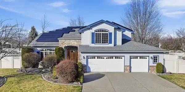 24109 E Broadway Ct