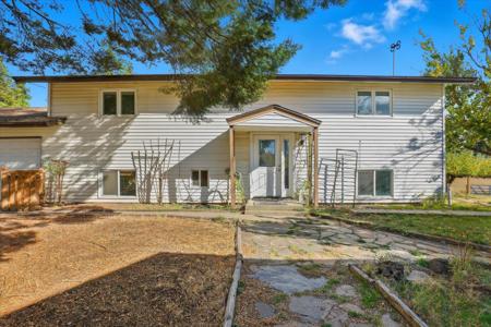 8920 E Schwachtgen Branch Rd
