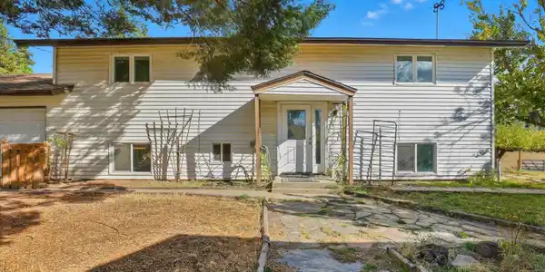 8920 E Schwachtgen Branch Rd