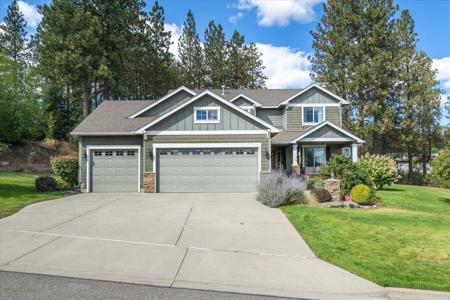 404 W Trail Ridge Ct