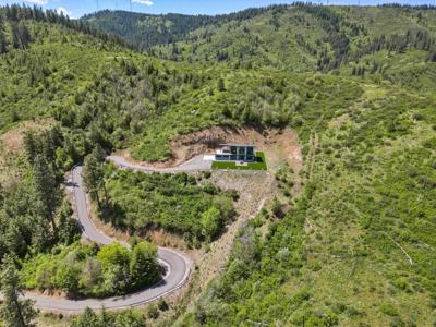 9709 E Grouse Mountain Ln