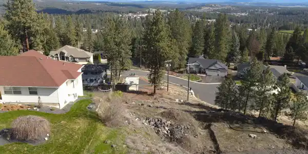1420 W Toni Rae Dr