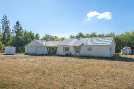 32305 N Elk Chattaroy Rd