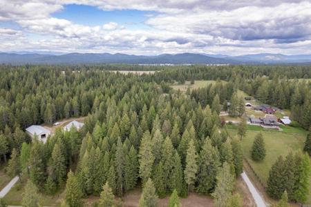 NKA Forest Grove Ln