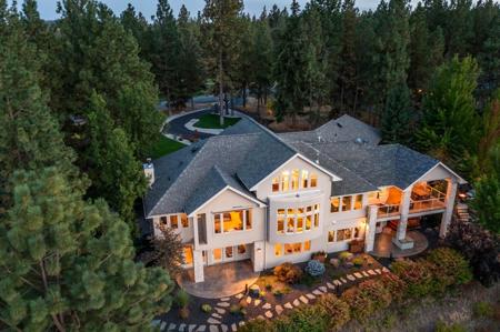 1517 E Wildflower Ln